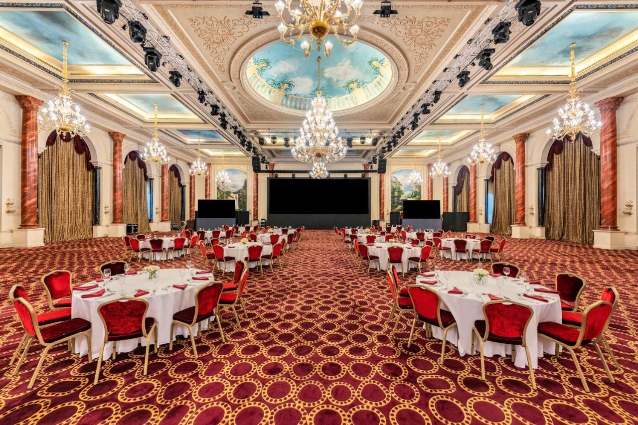 La Cigale Hotel Managed By Accor Doha Exterior foto The Grand Ballroom
