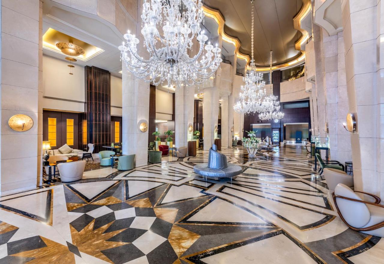 La Cigale Hotel Managed By Accor Doha Exterior foto The lobby of the hotel