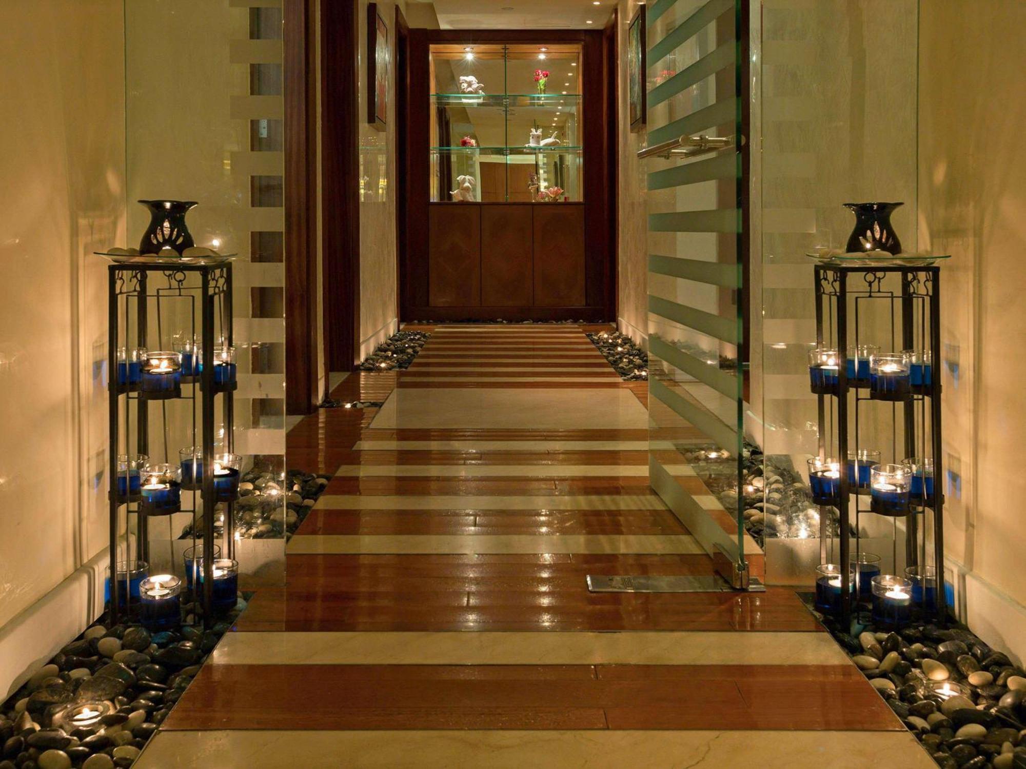 La Cigale Hotel Managed By Accor Doha Exterior foto Entrance to the spa at The Oberoi, Mumbai