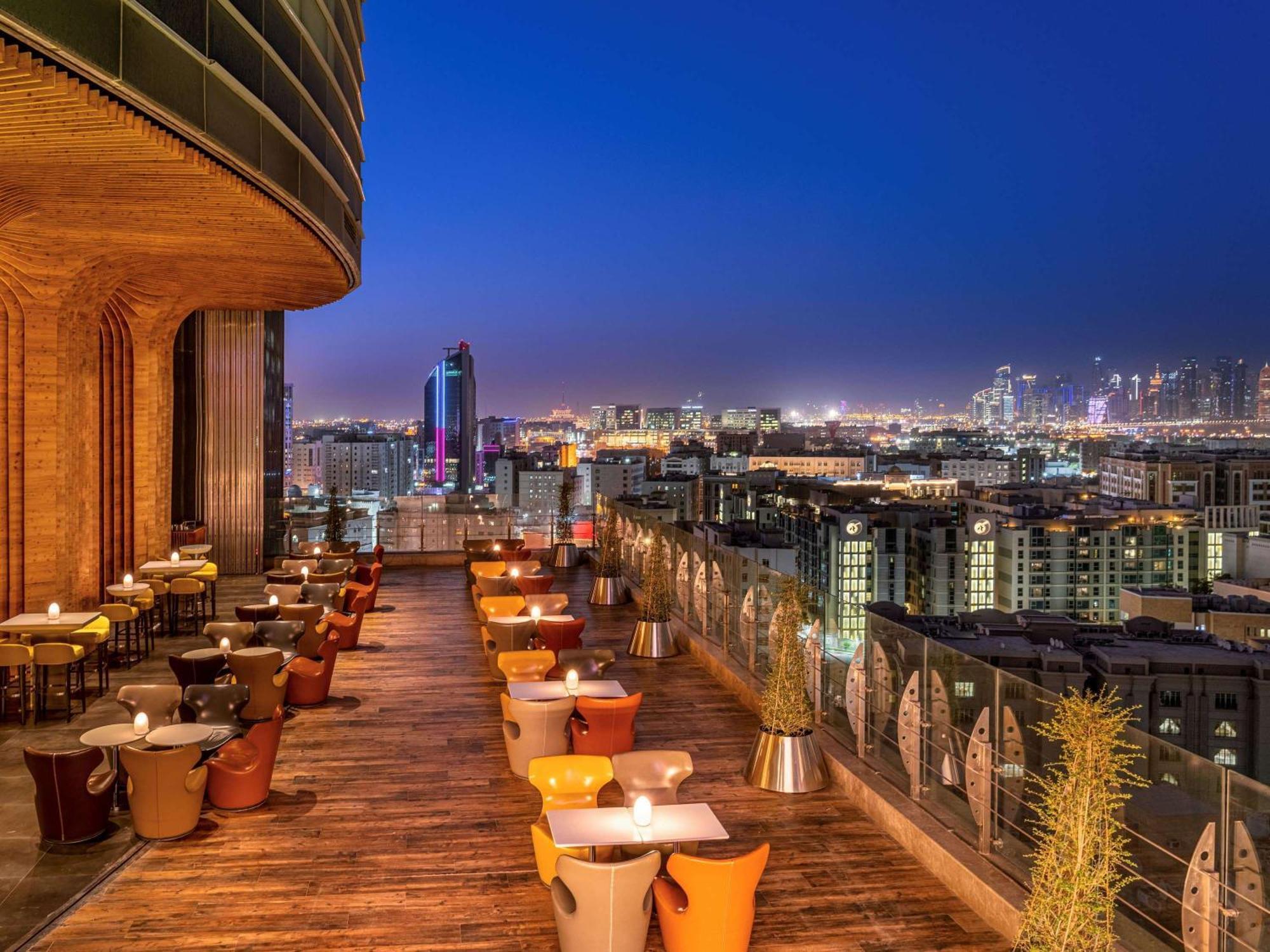 La Cigale Hotel Managed By Accor Doha Exterior foto The View
