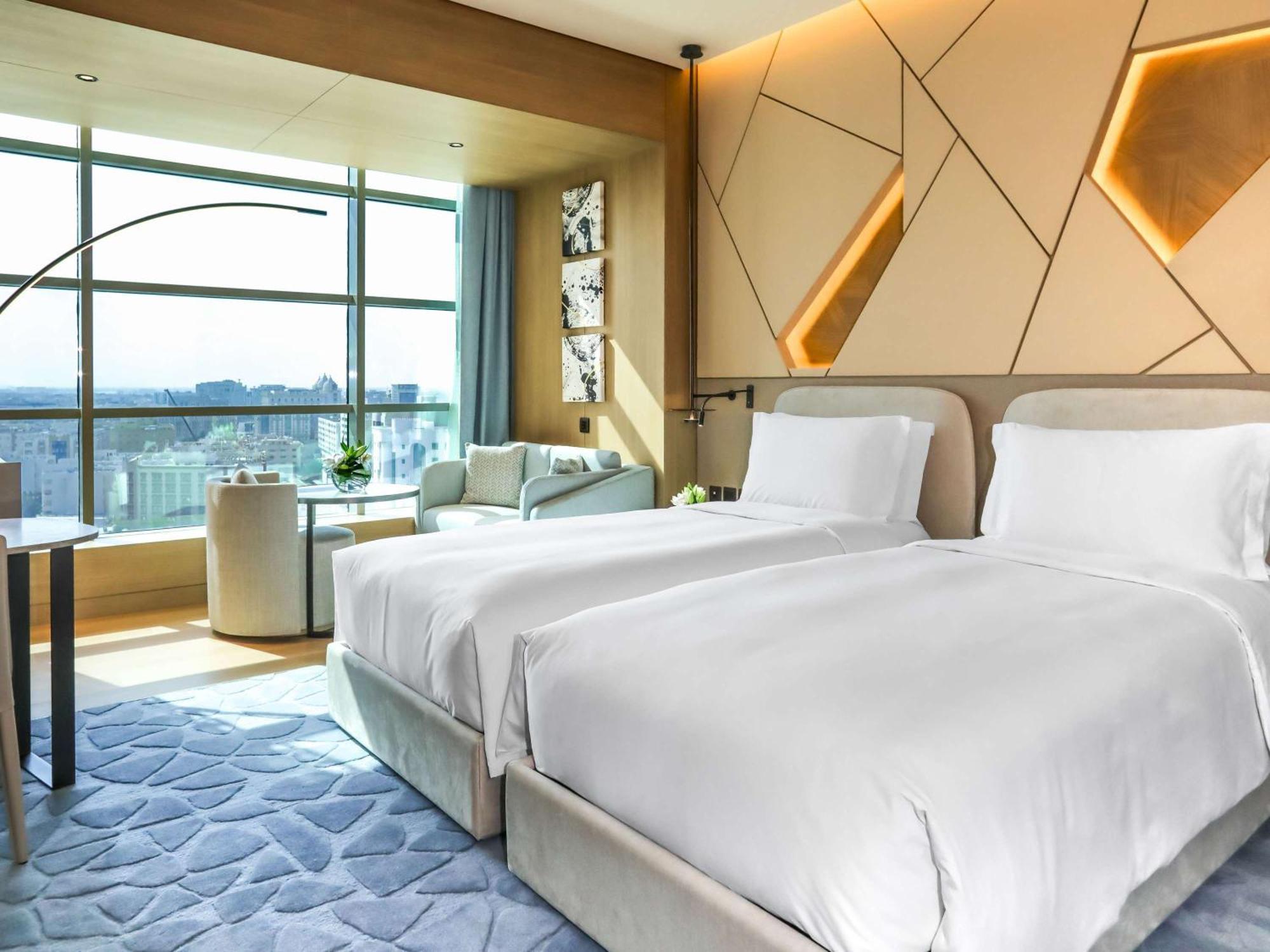 La Cigale Hotel Managed By Accor Doha Exterior foto Deluxe Room