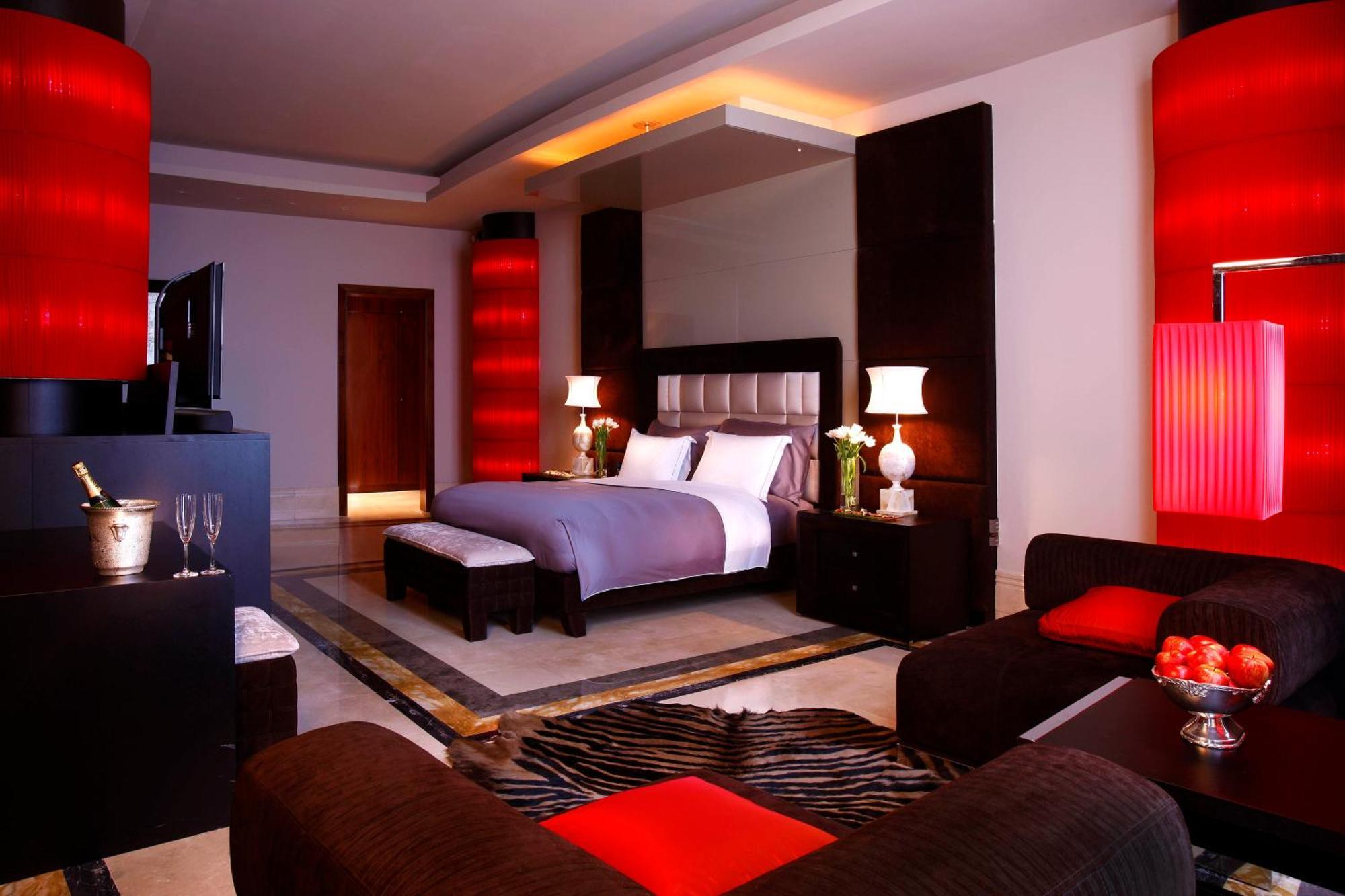 La Cigale Hotel Managed By Accor Doha Exterior foto Suite at the hotel